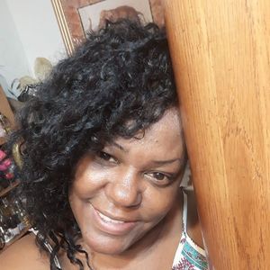 Meet your Posher, Shirley